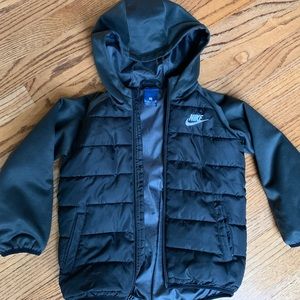 Nike Boys puffer jacket Size 5/S